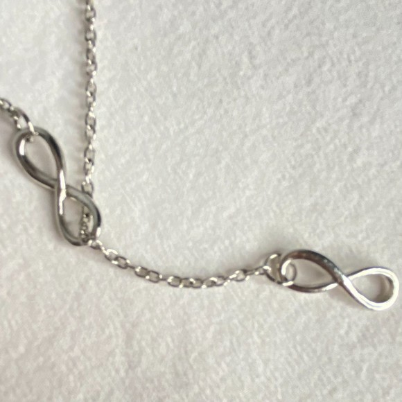Lariat Chain Necklace Double Infinity Silver Tone Pendant - Picture 4 of 9